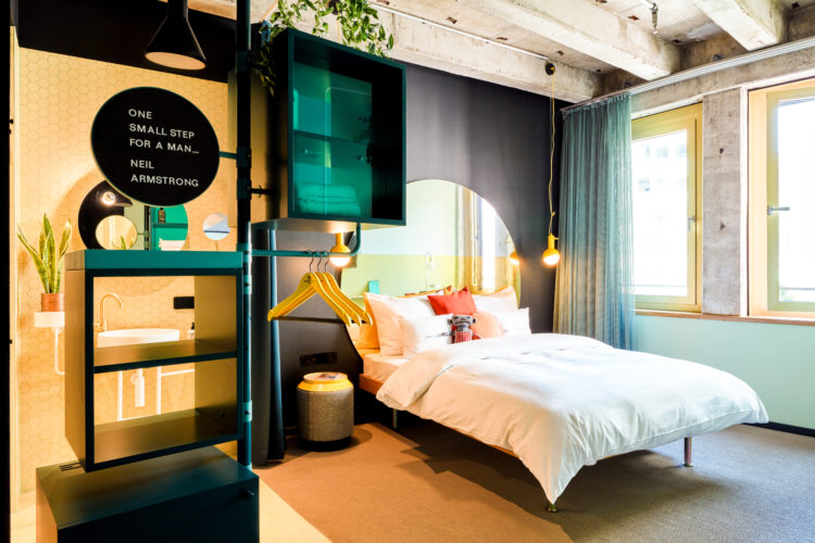25h_Circle_SteveHerud_Rooms_Inner_M_large 25hours Hotel Köln