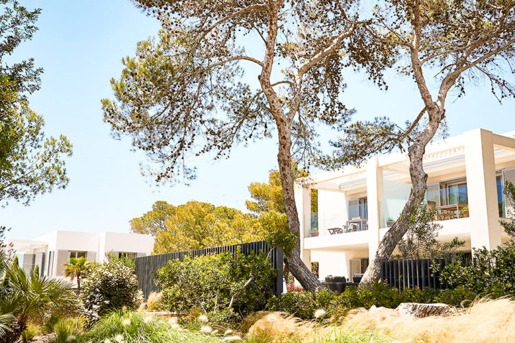 7P_Suites_Garden-exterior_H Seven Pines Resort Ibiza