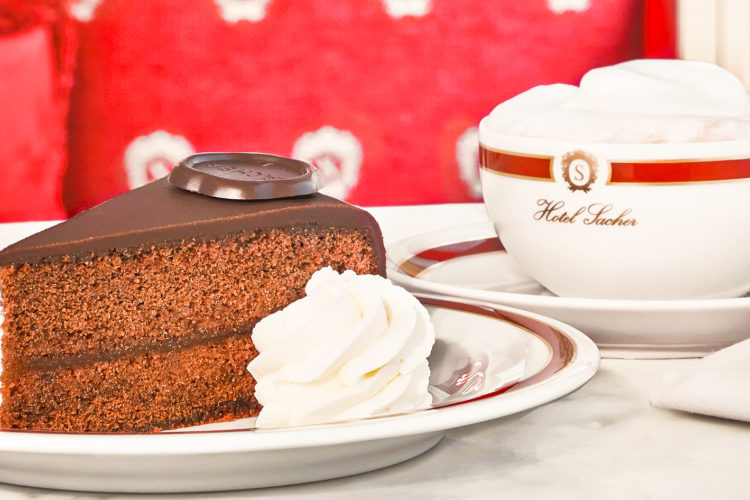 Hotel Sacher_Salzburg_Original Sacher-Torten Manufaktur GesmbH_Torte_Magazin Sacher Torte