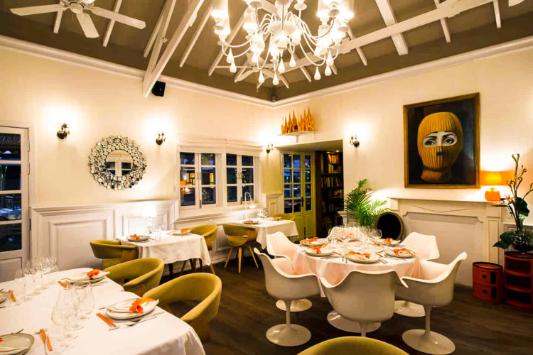 Siem Reap_MainRoom_Embassy Restaurant Embassy Restaurant Siem Reap Kambodscha
