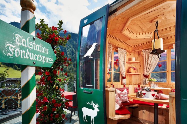 Spa_Hotel_Jagdhof_Neustift_Tirol_Stubaital_5_Sterne_Luxus_Weinkeller_Gourmet_Kulinarium-2 Spa_Hotel_Jagdhof_Neustift_Tirol_Stubaital_5_Sterne_Luxus_Weinkeller_Gourmet_Kulinarium-2