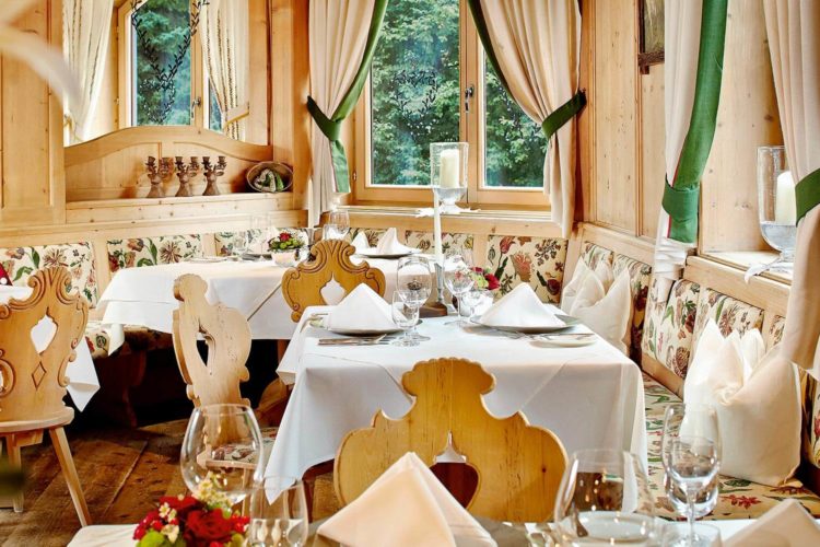 Spa_Hotel_Jagdhof_Neustift_Tirol_Stubaital_5_Sterne_Luxus_Weinkeller_Gourmet_Kulinarium-8 Spa_Hotel_Jagdhof_Neustift_Tirol_Stubaital_5_Sterne_Luxus_Weinkeller_Gourmet_Kulinarium-8