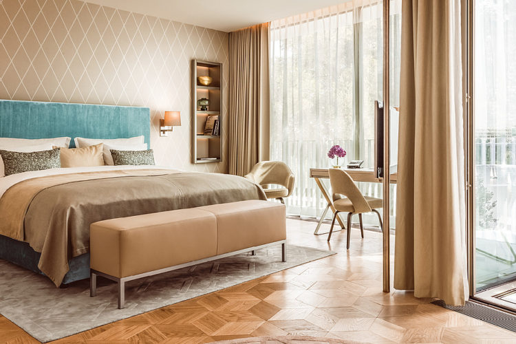 csm_MusterzimmergespiegeltHeader_dfd0db19a8_THE FONTENAY Hamburg The Fontenay Hotel Hamburg