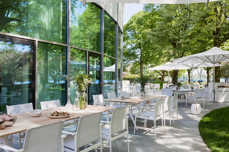 csm_ParkviewTerrasseHeader_a5ff9df48a_THE FONTENAY Hamburg The Fontenay Hotel Hamburg